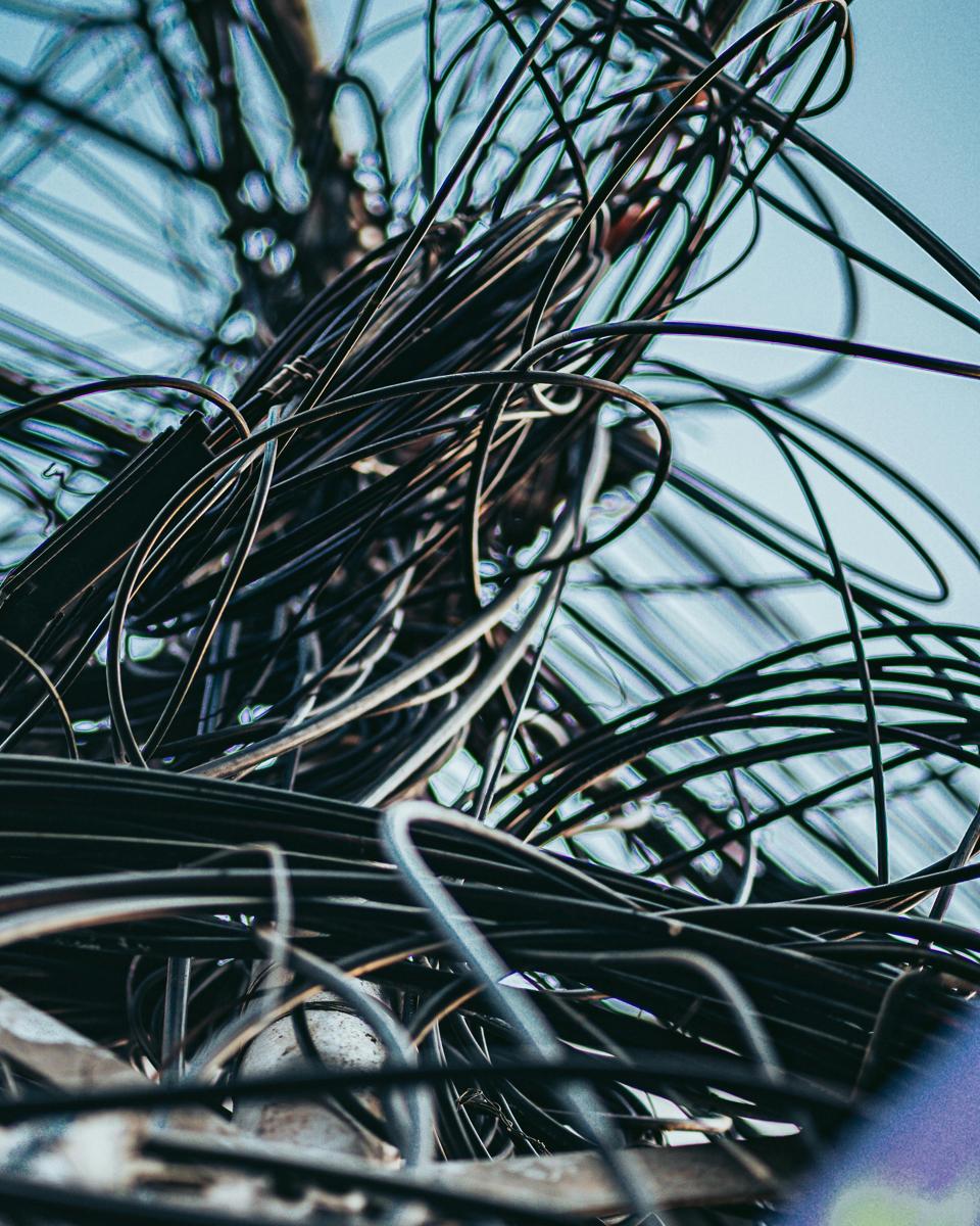 electrical cables-5242e64497524b1ba0d59eb0e25910cc.jpg electrical cables