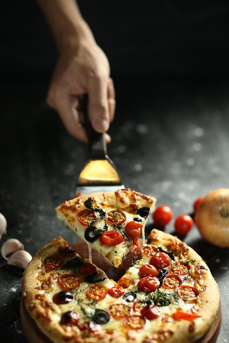 Jak zrobić piec do pizzy, aby cieszyć się smakiem prosto z pizzerii